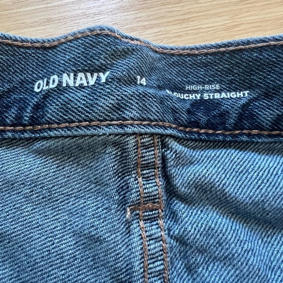 Old Navy size 14 distressed shorts NWT - Picture 5 of 5